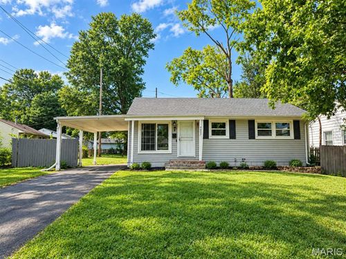 10431 Presley Road, St Louis, MO, 63137 | Card Image