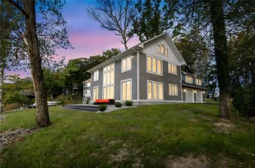 673 Seneca Rd, Irondequoit, NY, 14622-2024 | Card Image