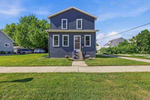 15 W Bank Street, Fond Du Lac, WI, 54935 | Card Image