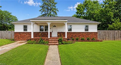 5536 Macon Ct, Norfolk, VA, 23513-1627 | Card Image