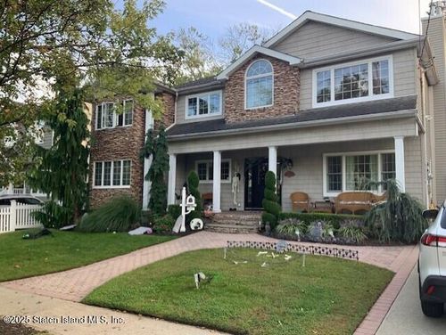 312 Preston Ave, Staten Island, NY, 10312-6147 | Card Image