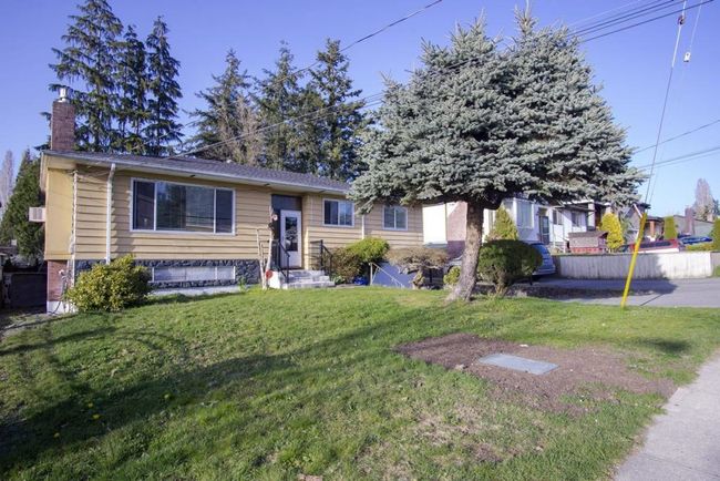 11435 88 Avenue, House other with 5 bedrooms, 3 bathrooms and null parking in Delta BC | Image 12