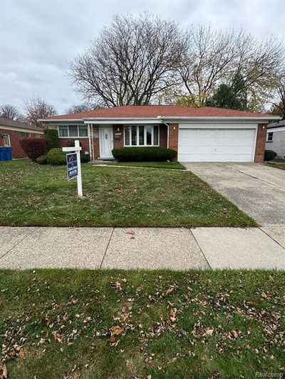 29326 Van Laan Drive, Home with 3 bedrooms, 1 bathrooms and null parking in Warren MI | Image 1