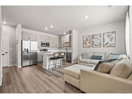3b-1353 Reynolds St, Fort Lupton, CO, 80621-2772 | Card Image