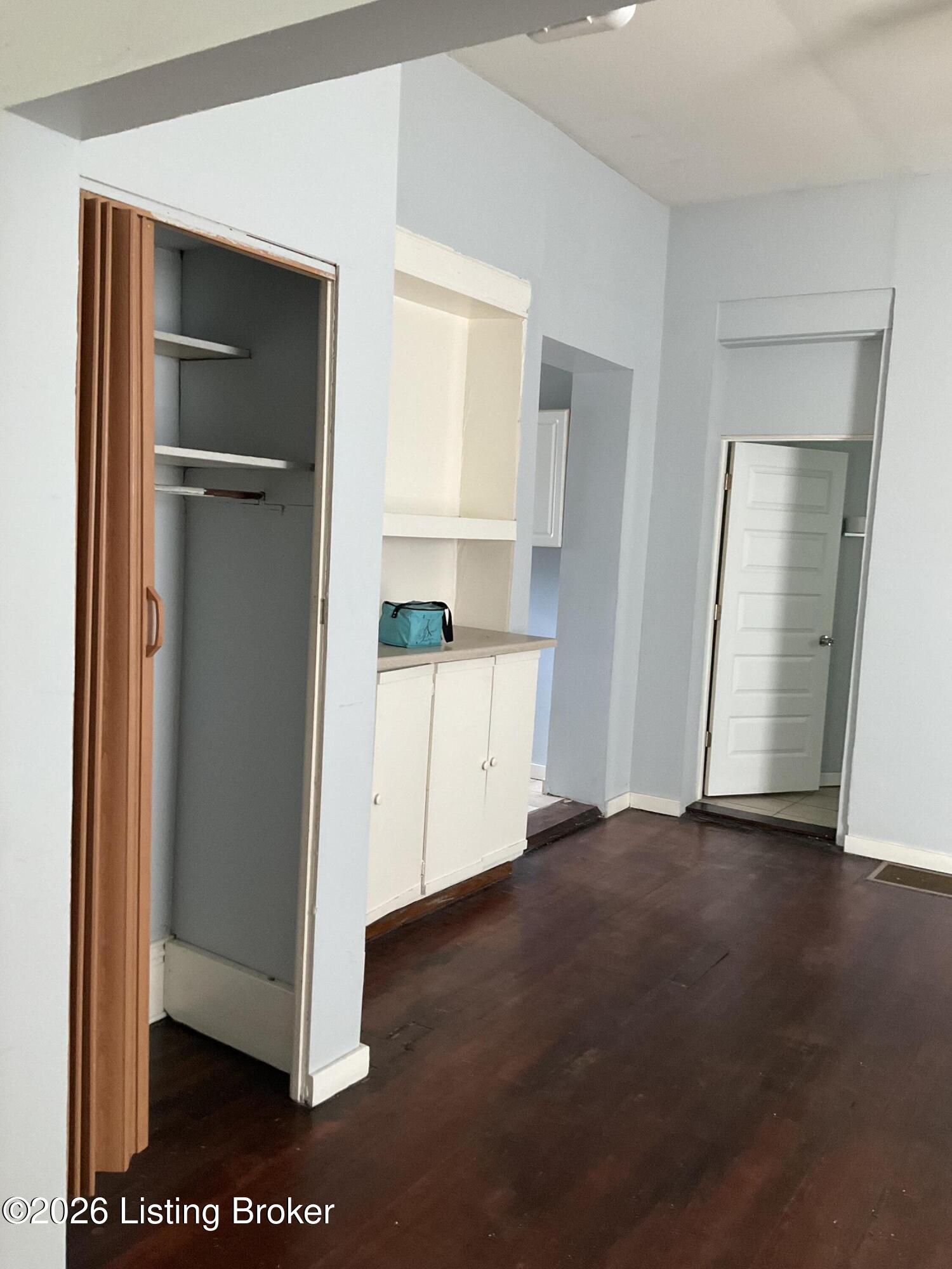 Residential Lease in Louisville 3