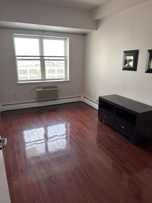 apt-6a-260 Beach 81st St, Rockaway Beach, NY, 11693-1906 | Card Image
