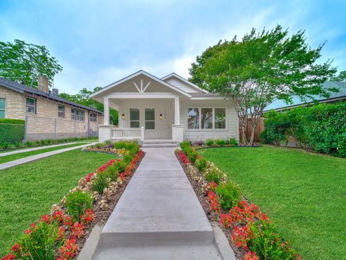 209 S Marlborough Ave, Dallas, TX, 75208-5704 | Card Image