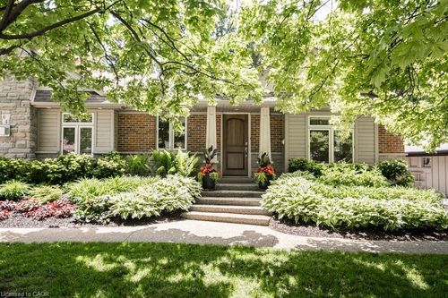 64 Miller Drive, Ancaster, ON, L9G2J1 | Card Image