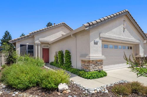 7469 Apple Hollow Loop, Roseville, CA, 95747 | Card Image