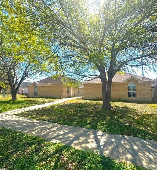 apt-4-2514 Cervantes Ave, Edinburg, TX, 78541-4313 | Card Image