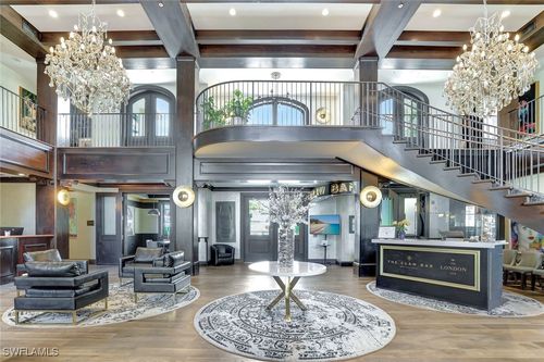 219-221 9th St S, NAPLES, FL, 34102-6258 | Card Image