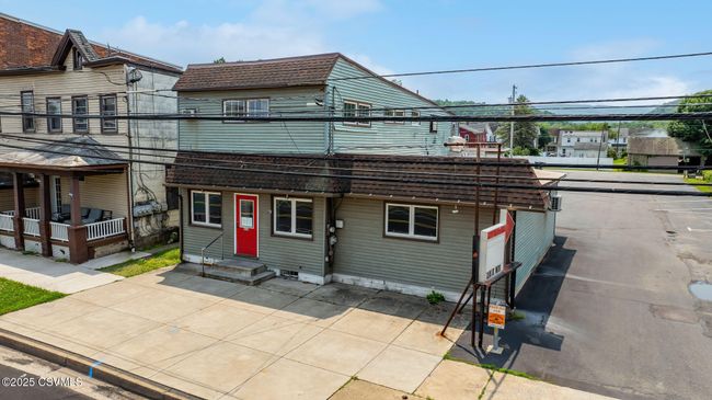 430 W 3 Rd St, Home with 0 bedrooms, 1 bathrooms and null parking in Nescopeck PA | Image 33