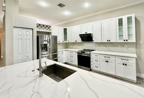 4109 W Whitewater Ave, Weston, FL, 33332-2405 | Card Image