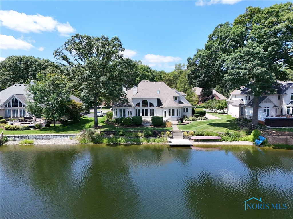 Forest Lake Dr, Holland, OH 43528