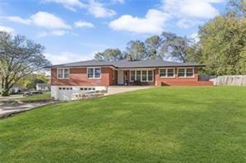 8552 Lafayette Ave, Kansas City, KS, 66109-2045 | Card Image