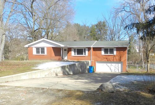16563 Wilson Ln, Buchanan, MI, 49107-9452 | Card Image