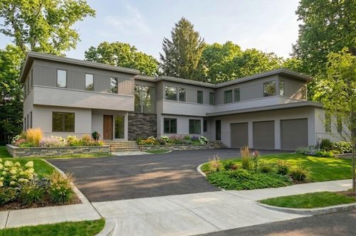18 Annawan Rd, Waban, MA, 02468-2110 | Card Image