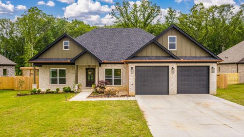 202 Michelle Dr, Beebe, AR, 72012-8025 | Card Image