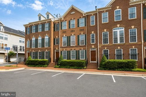 7979 Vigne Ct, VIENNA, VA, 22182-4052 | Card Image