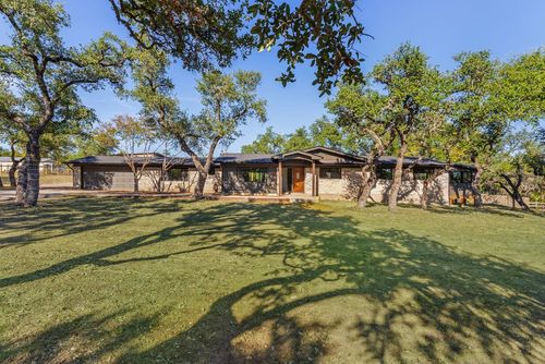 8717 S View Rd, Austin, TX, 78737-1242 | Card Image