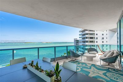 1111 - 1331 Brickell Bay Dr, Condo with 2 bedrooms, 2 bathrooms and null parking in Miami FL | Image 1