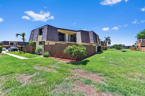 111 Springdale Circle, Palm Springs, FL, 33461 | Card Image