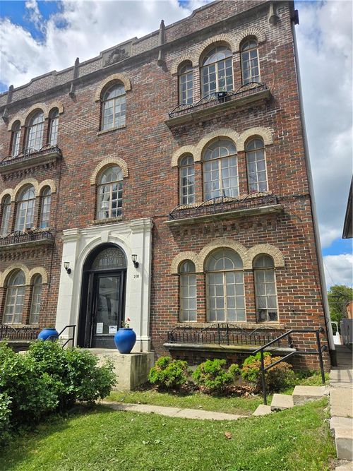 11-218 S 15th Street, Allentown City, PA, 18102 | Card Image