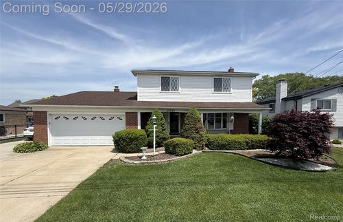 29531 N Seaway Ct, Harrison Township, MI, 48045-2771 | Card Image