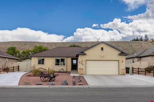 1844 6438 Dr, Montrose, CO, 81403-8911 | Card Image