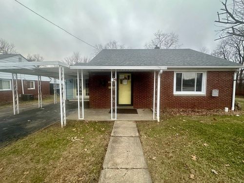 128 Sawyer Dr, Aliquippa, PA, 15001-4428 | Card Image