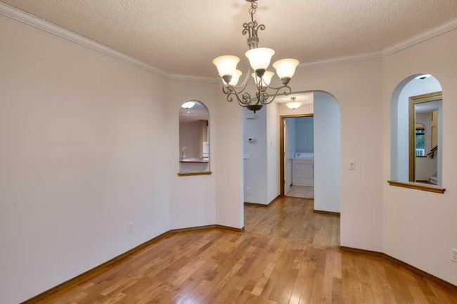 321 Douglas Ridge Pl Se, House detached with 3 bedrooms, 2 bathrooms and 2 parking in Calgary AB | Image 13