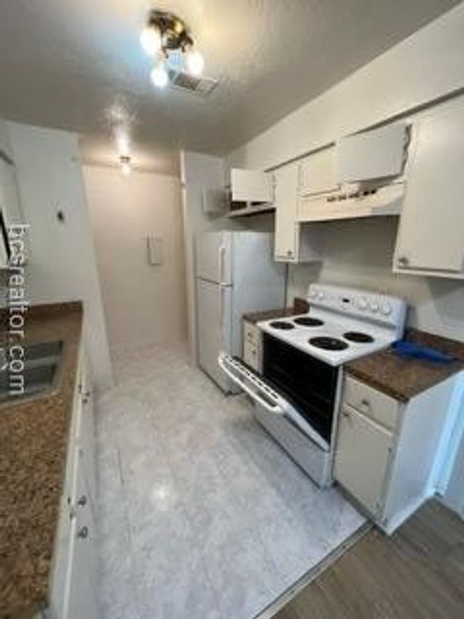 2807 Sprucewood St, Home with 0 bedrooms, 0 bathrooms and null parking in Bryan TX | Image 9