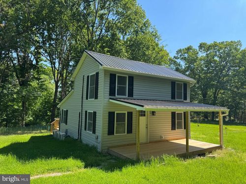 65 Dillow Ln, HARPERS FERRY, WV, 25425-5521 | Card Image