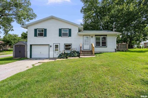 13810 136th Ave W, Taylor Ridge, IL, 61284-9715 | Card Image