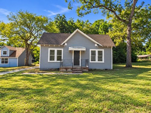 101 Larue St, Athens, TX, 75751-2428 | Card Image