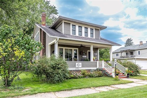 11 S 5th St, Black River Falls, WI, 54615-1613 | Card Image