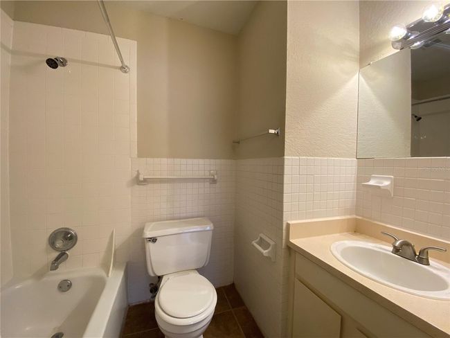APT-202 - 412 Banyon Tree Cir, Condo with 2 bedrooms, 2 bathrooms and null parking in MAITLAND FL | Image 7