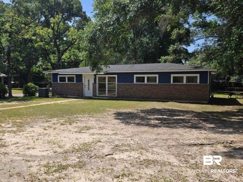 101 Byrd St, Brewton, AL, 36426-2731 | Card Image