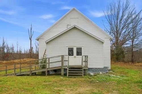 5918 Lakeview Rd, Springfield, TN, 37172-6618 | Card Image