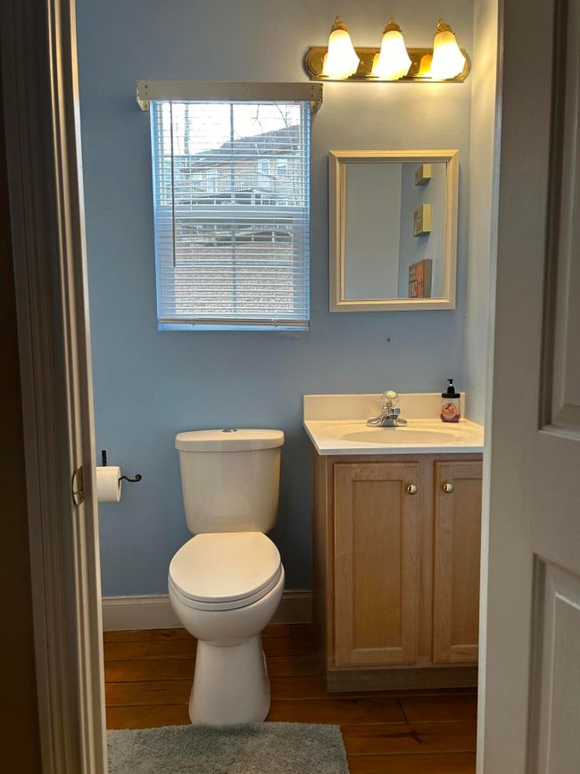 18 Paradise Lane, For Sale in Burnside Zoocasa