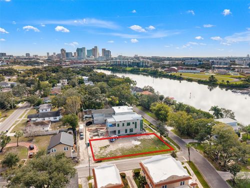 2313 N Riverside Dr, Tampa, FL, 33602-1837 | Card Image