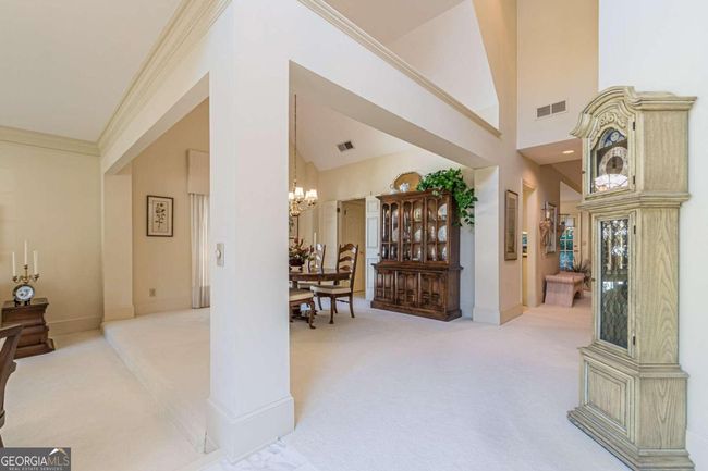 5700 Grove Point Rd, House other with 3 bedrooms, 3 bathrooms and 2 parking in Johns Creek GA | Image 7