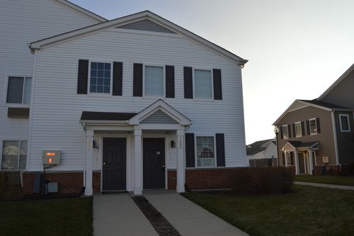 unit-d-148 Bertram Dr, Yorkville, IL, 60560-3226 | Card Image