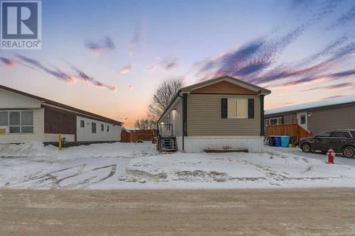 305 Gregoire Cres, Fort Mcmurray, AB, T9H2L6 | Card Image