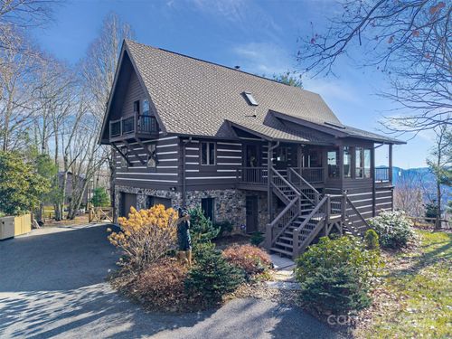 135 Grouse Point Rd, Maggie Valley, NC, 28751-7821 | Card Image