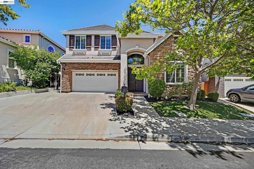 4855 Piper Glen Ter, Dublin, CA, 94568-7488 | Card Image