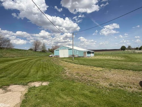 1831 220th Street, State Center, IA, 50247 | Card Image