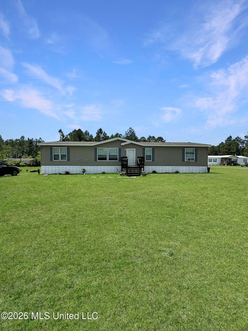 13801 Foxrun Dr, Vancleave, MS, 39565-7473 | Card Image