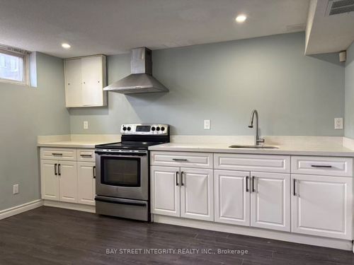 lower-49 Viamede Crescent, North York, ON, M2K2A7 | Card Image