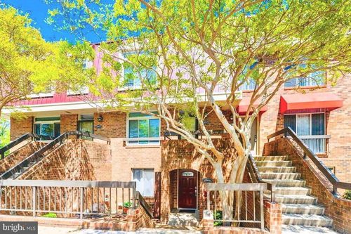 1-624 15th St S, ARLINGTON, VA, 22202-5589 | Card Image